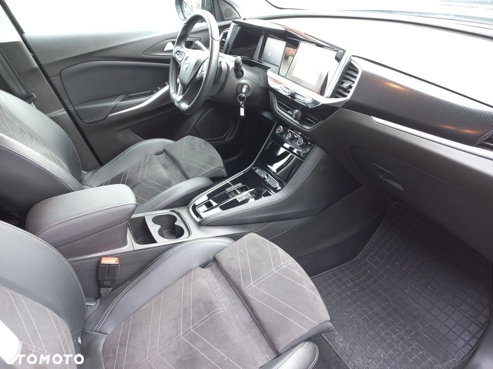 Opel Grandland 1.2 T GS S&S - 11