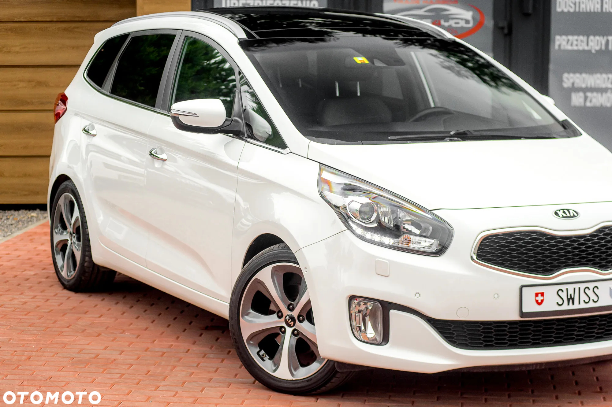 Kia Carens 1.7 CRDi Business Line 7os 7DCT - 2