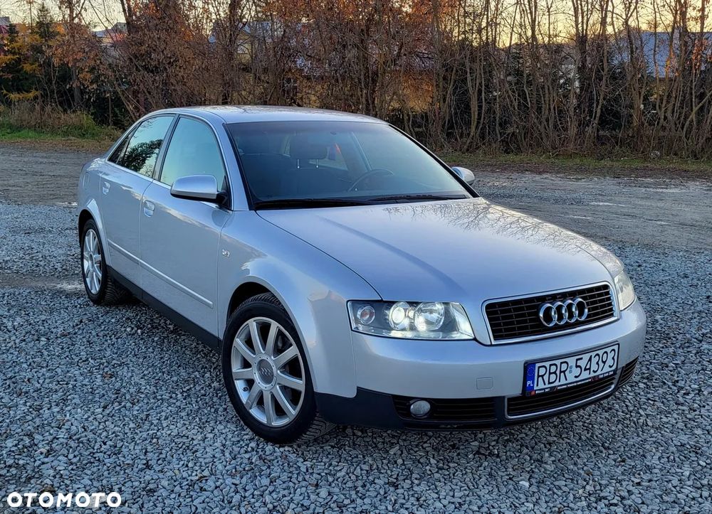 Audi A4 Avant - 1