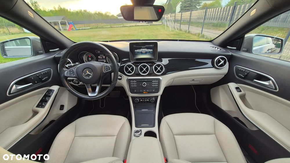 Mercedes-Benz CLA 250 7G-DCT Edition 1 - 9