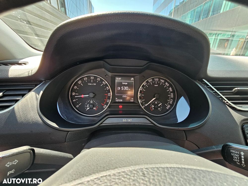 Skoda Octavia 1.6 TDI AMBITION - 1