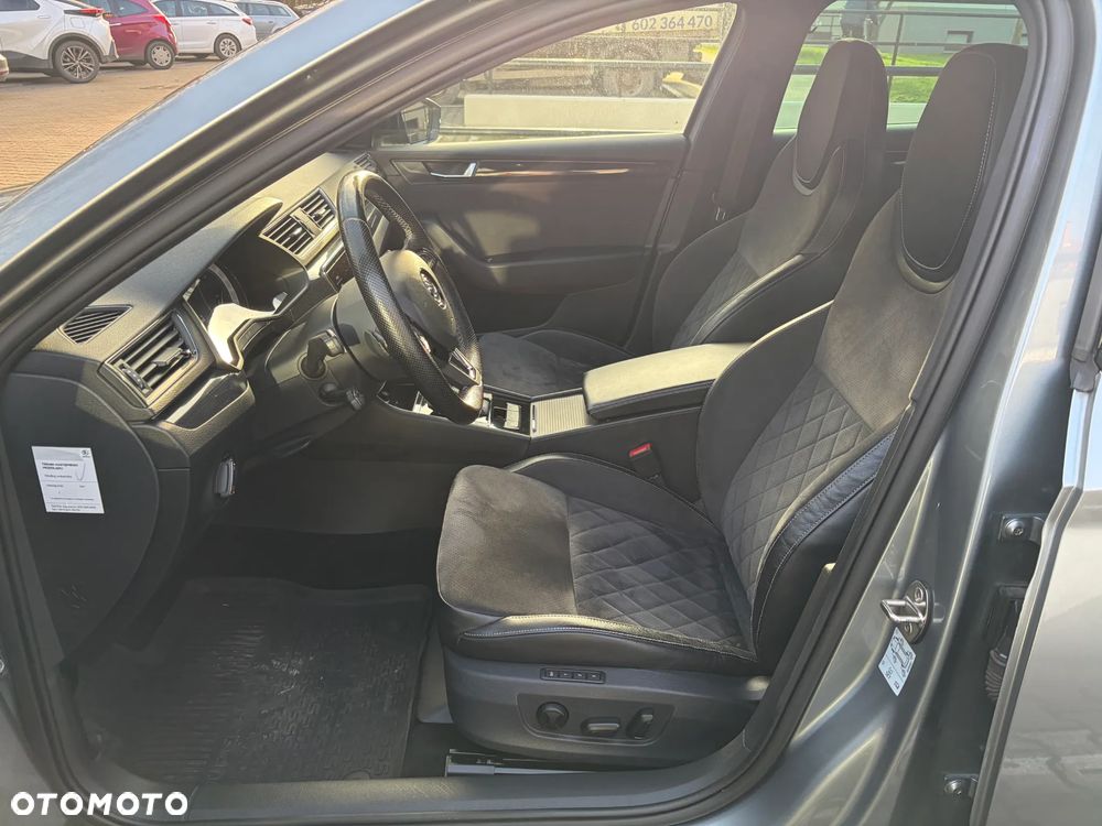 Skoda Superb 1.8 TSI Sportline DSG - 18