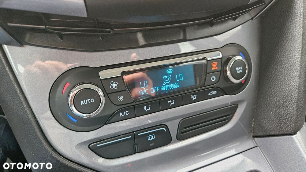 Ford Focus - 25