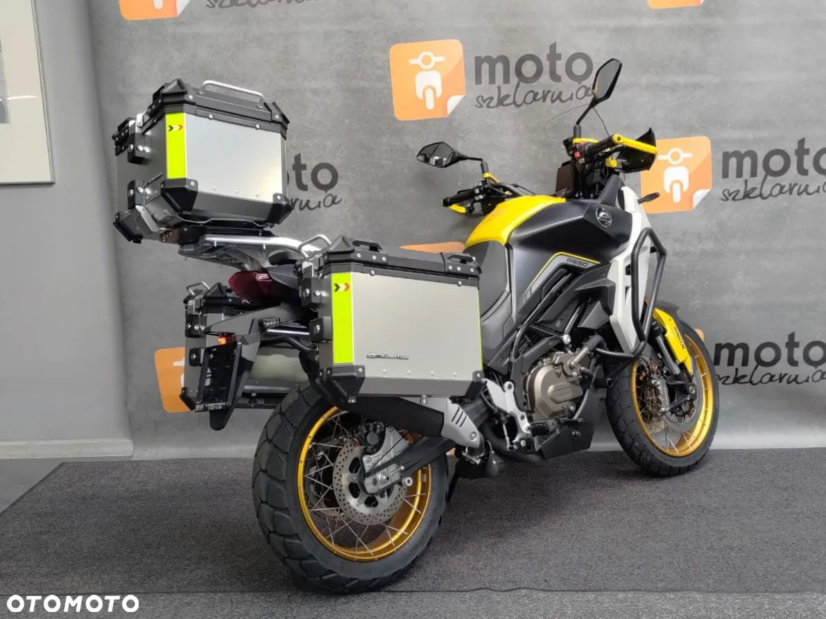 QJMOTOR SVT 650X - 6