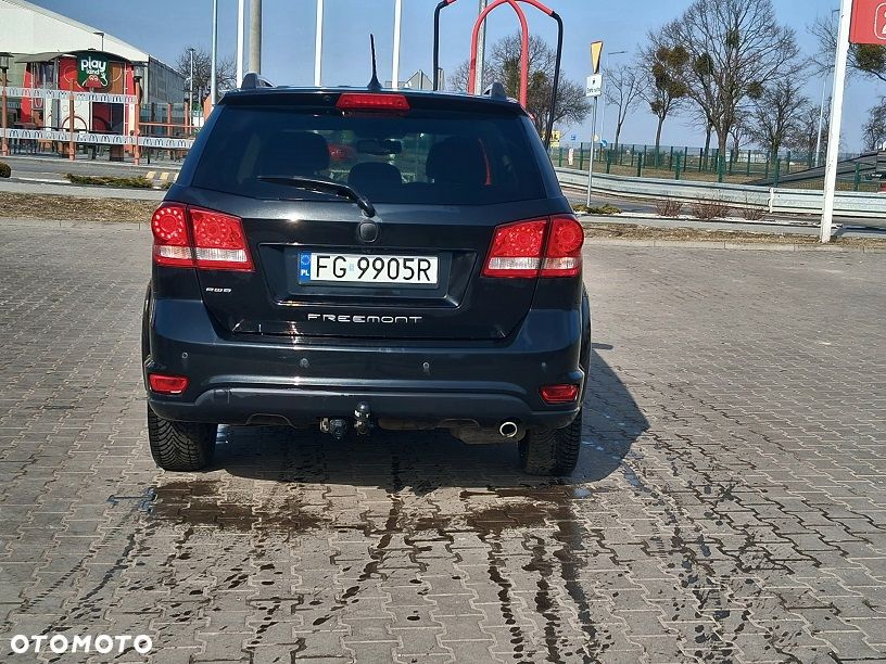 Fiat Freemont 2.0 Multijet 16V DPF Automatik Allrad Lounge - 6