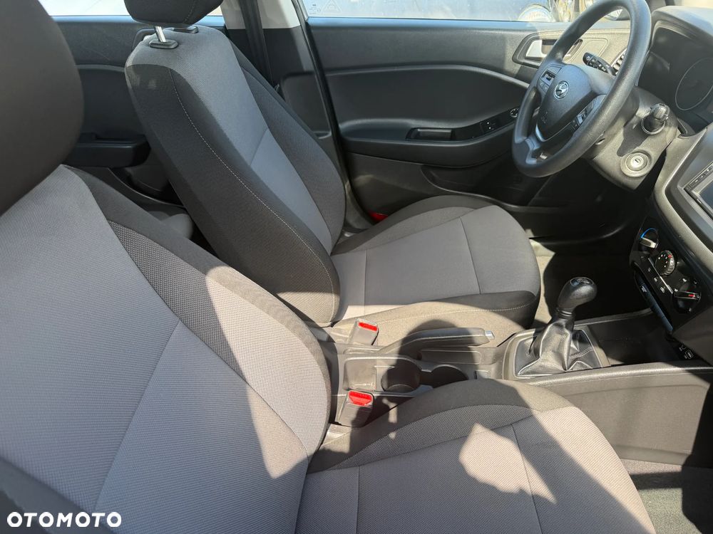 Hyundai i20 1.2 Comfort - 13