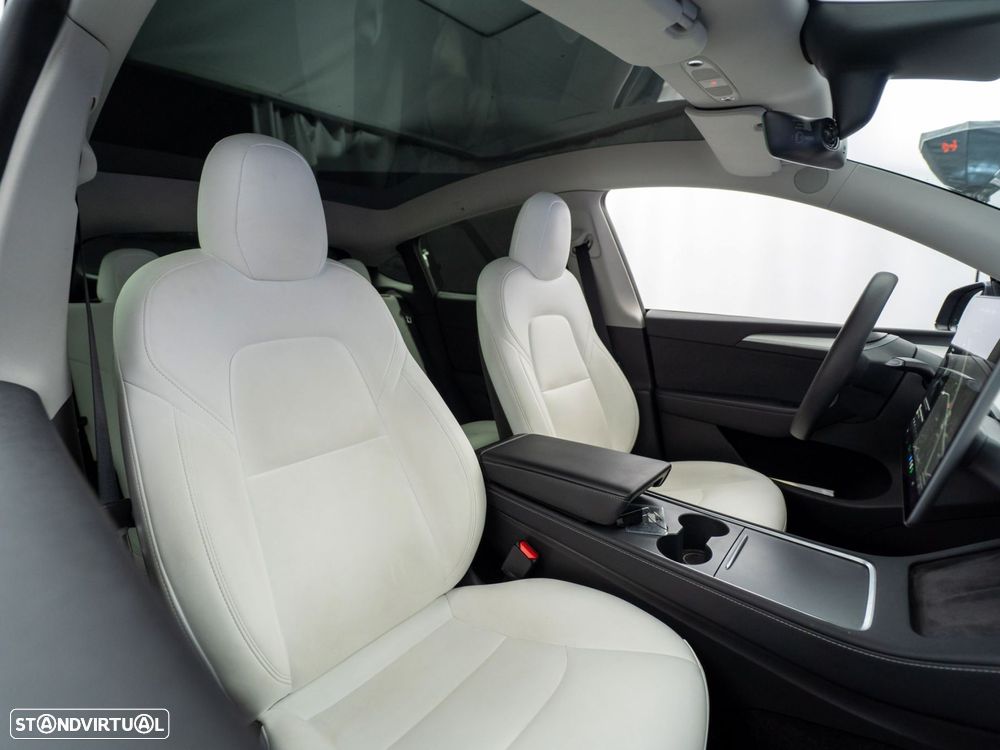 Tesla Model Y Long Range Tração Integral - 37