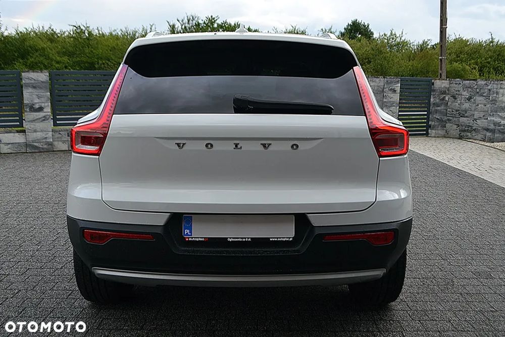 Volvo XC 40 T3 Momentum - 6