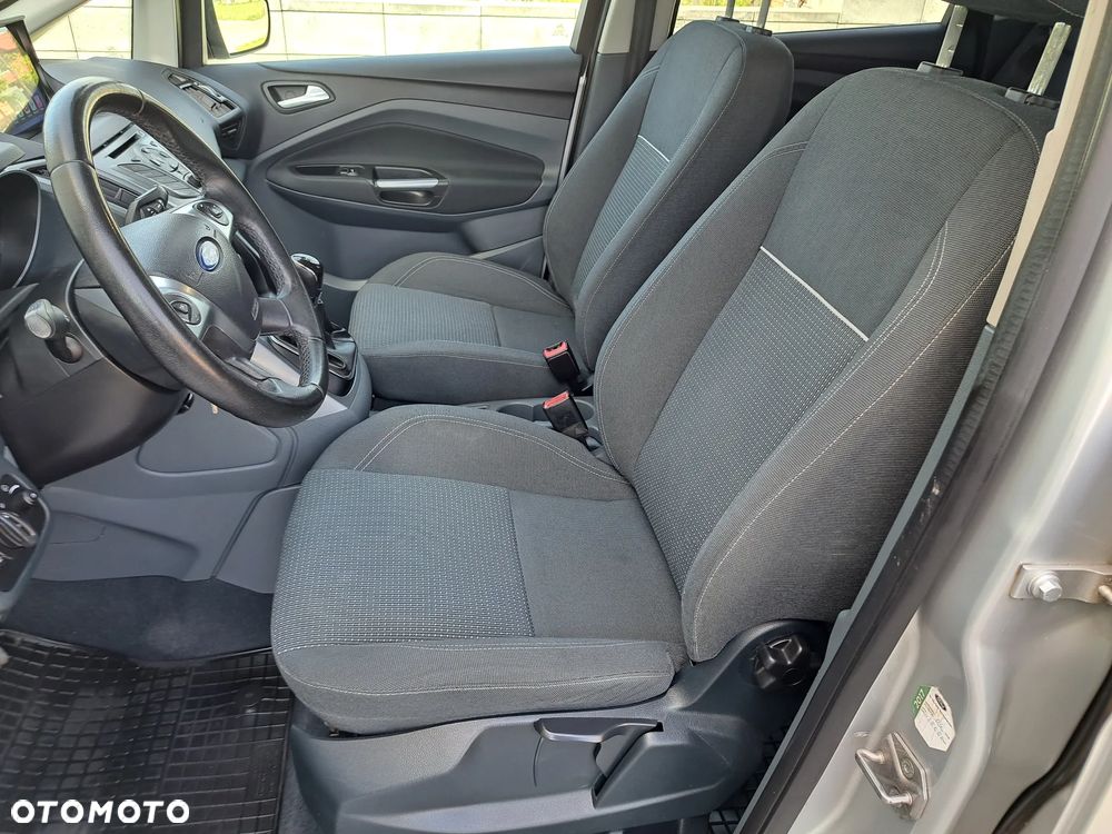 Ford C-MAX 1.6 Titanium - 24