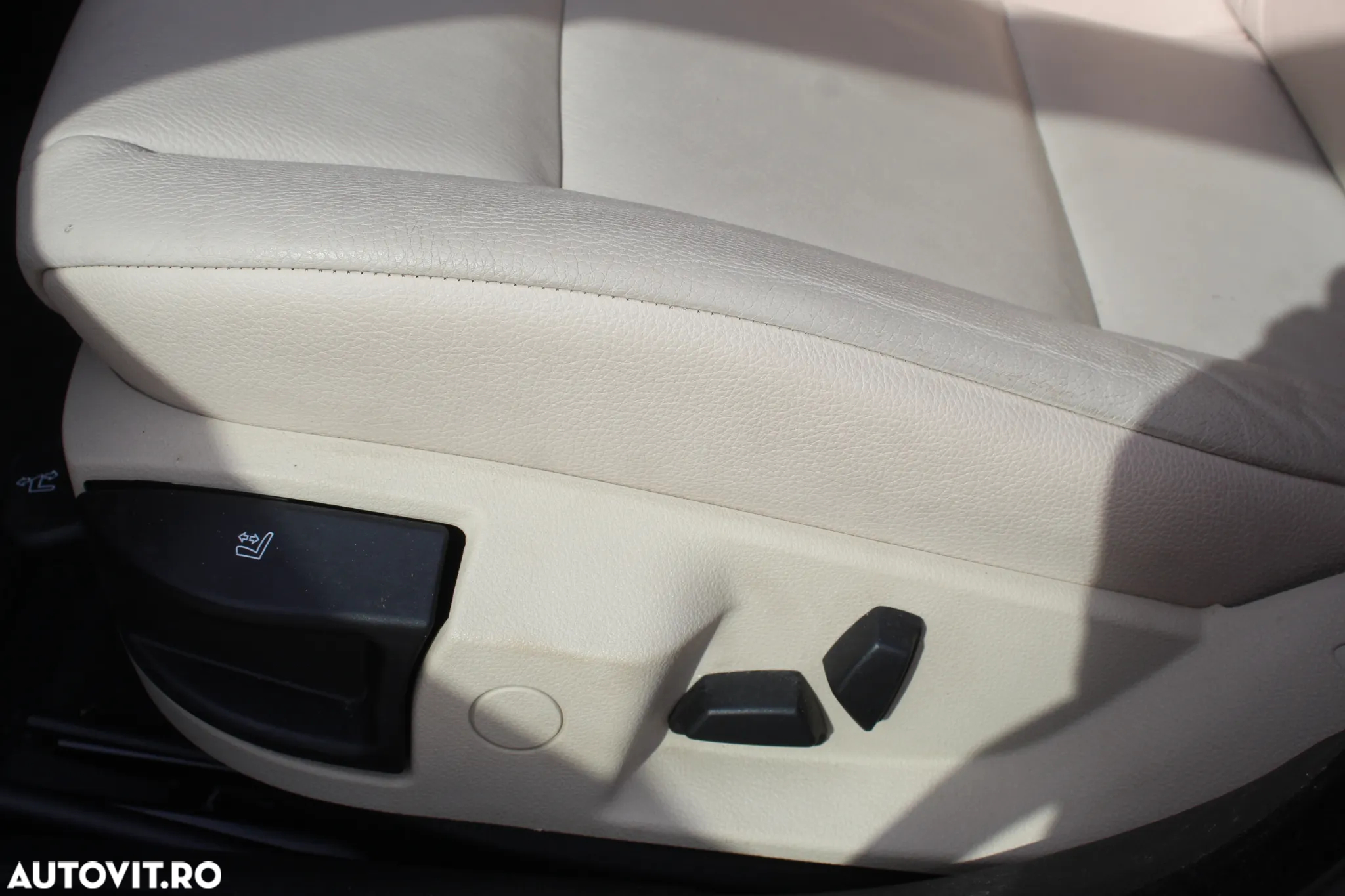 BMW Seria 5 528i Modern Line - 18