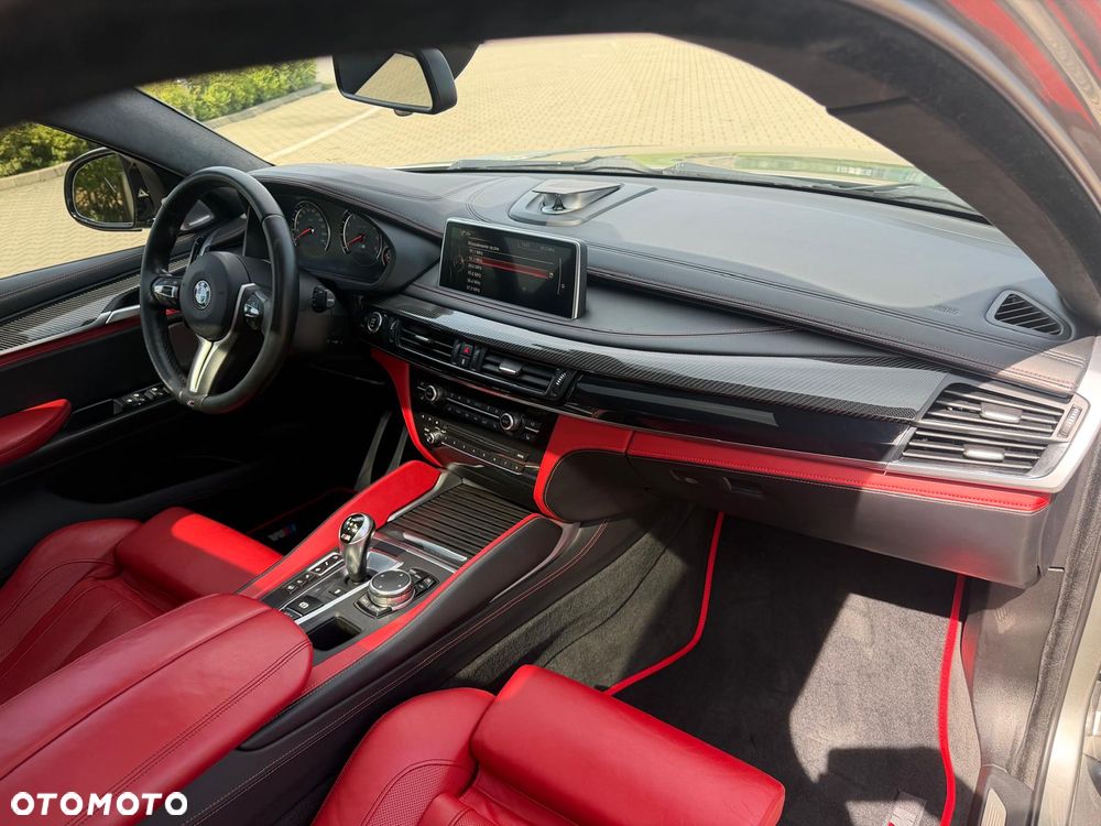 BMW X6M - 14