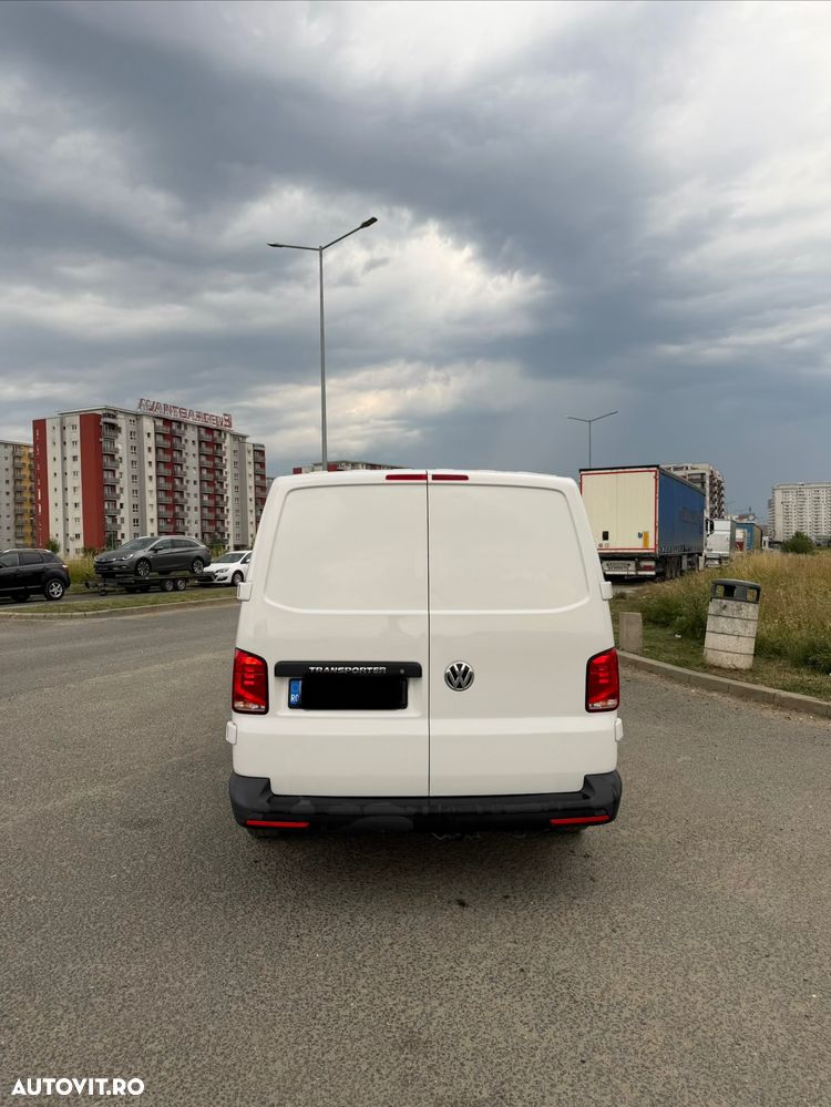Volkswagen Transporter - 2