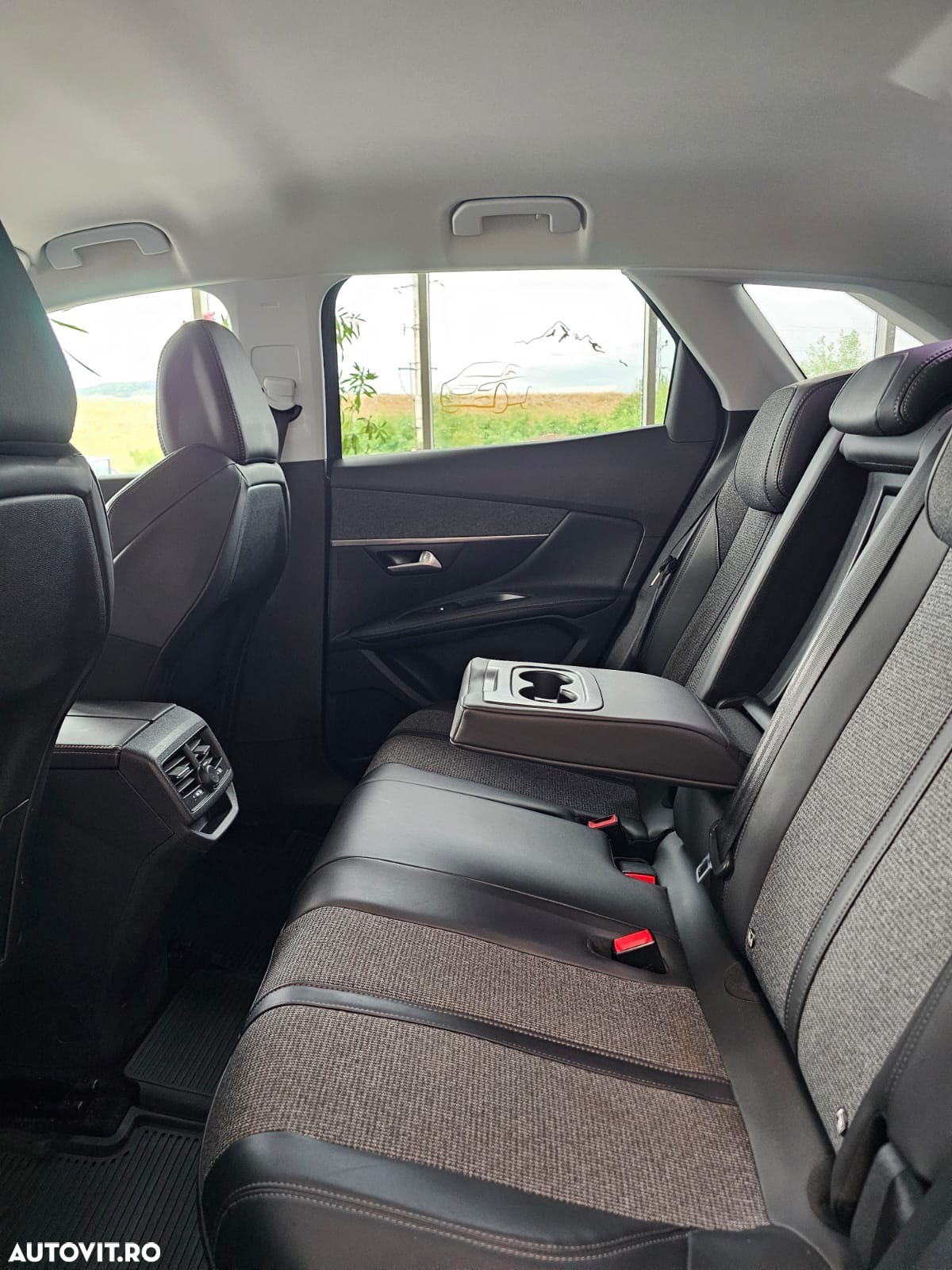 Peugeot 3008 BlueHDi 130 Stop & Start EAT8 Allure - 8