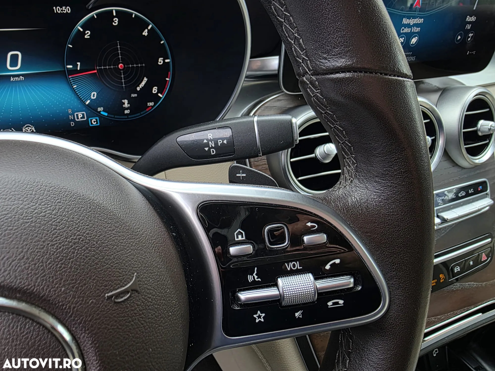Mercedes-Benz GLC 300 d 4MATIC - 13