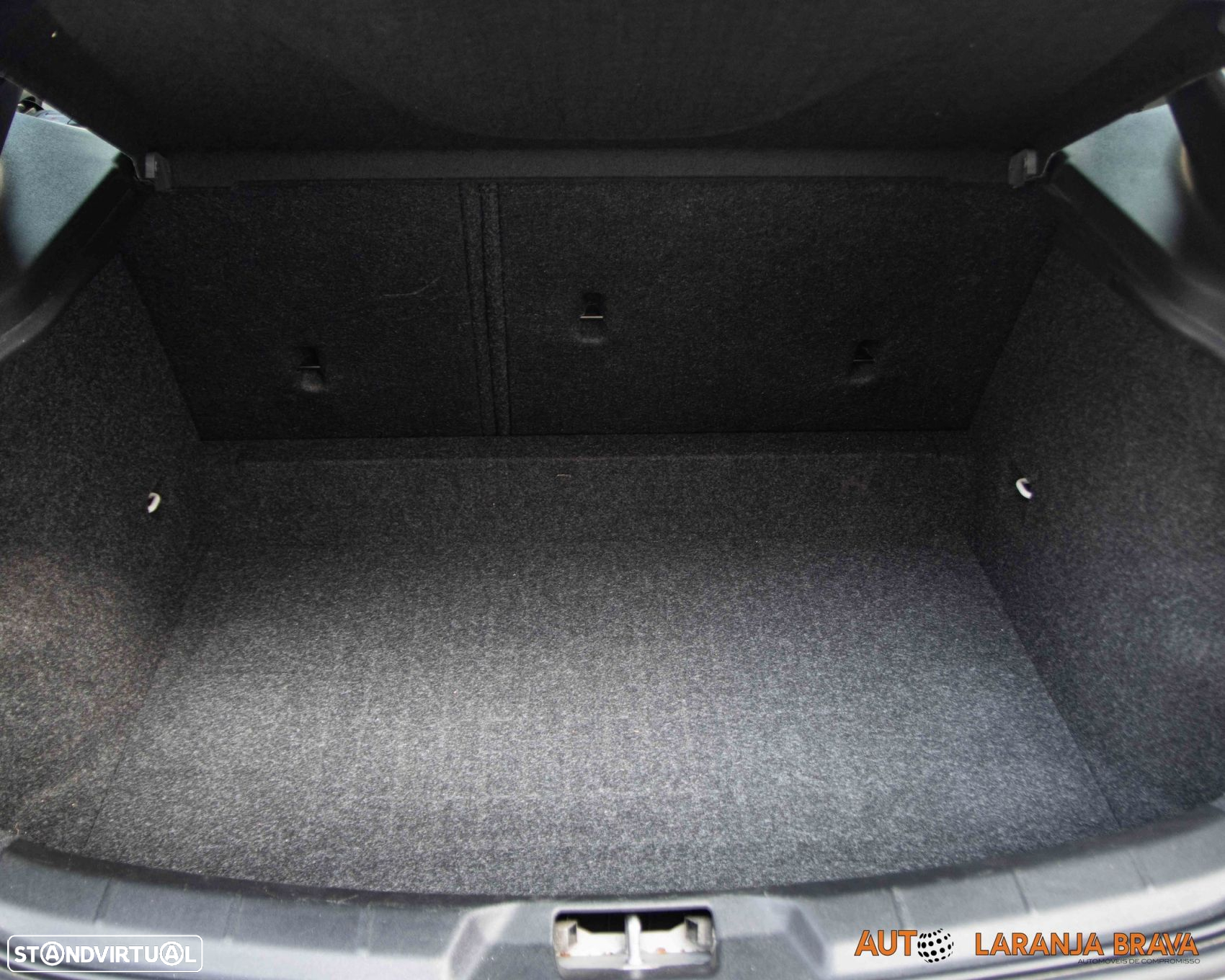 Volvo V40 2.0 D2 Summum Geartronic - 35