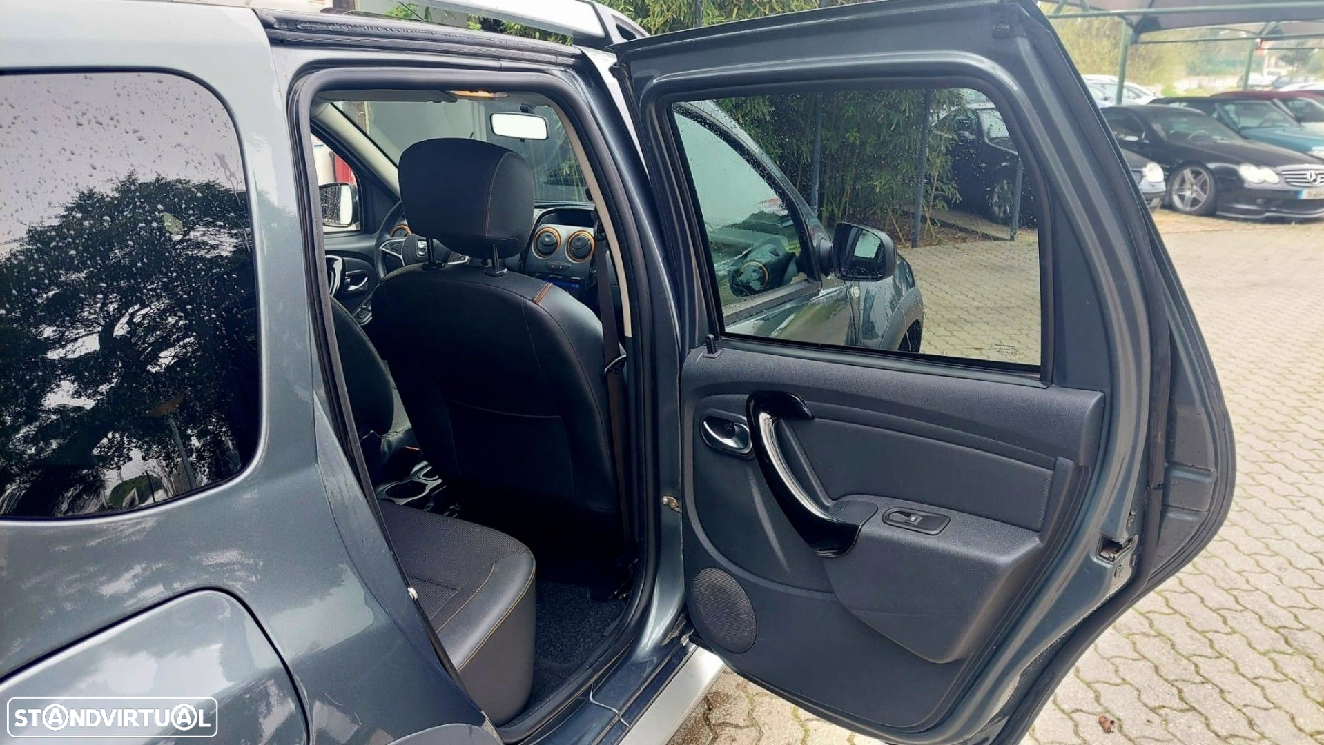 Dacia Duster 1.5 dCi Prestige - 11