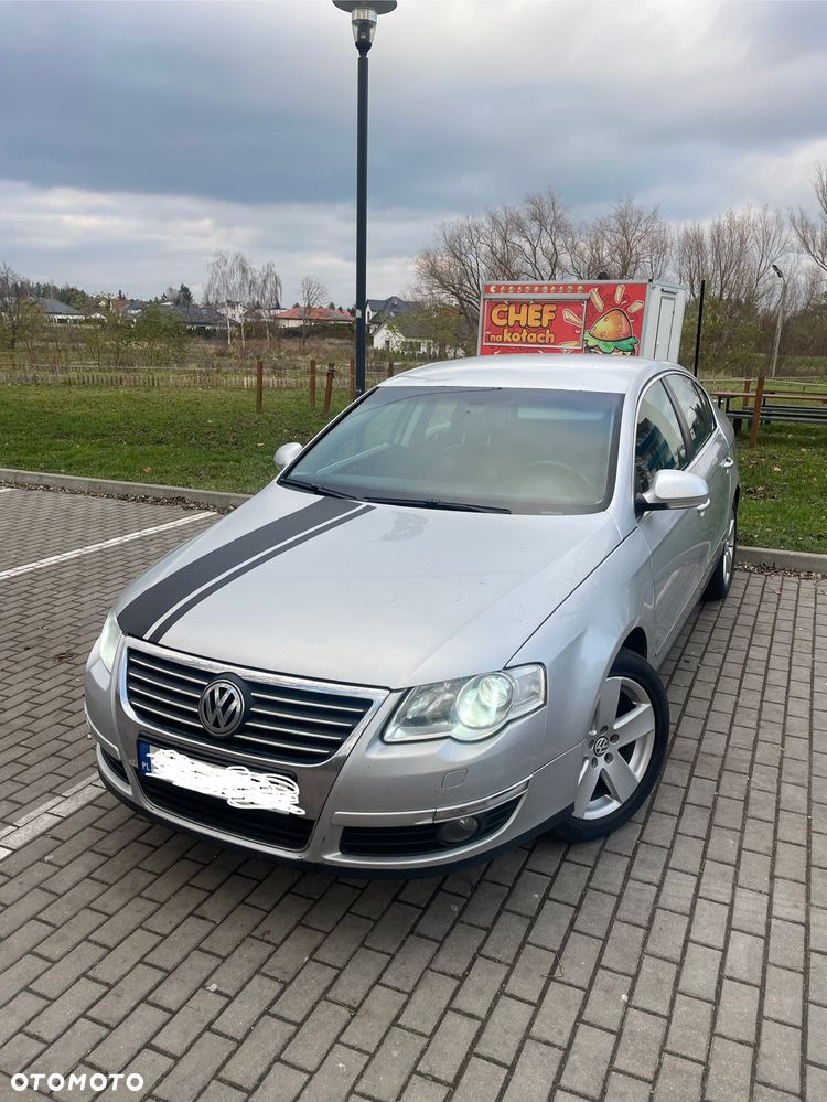Volkswagen Passat 2.0 TDI DPF Comfortline DSG - 1