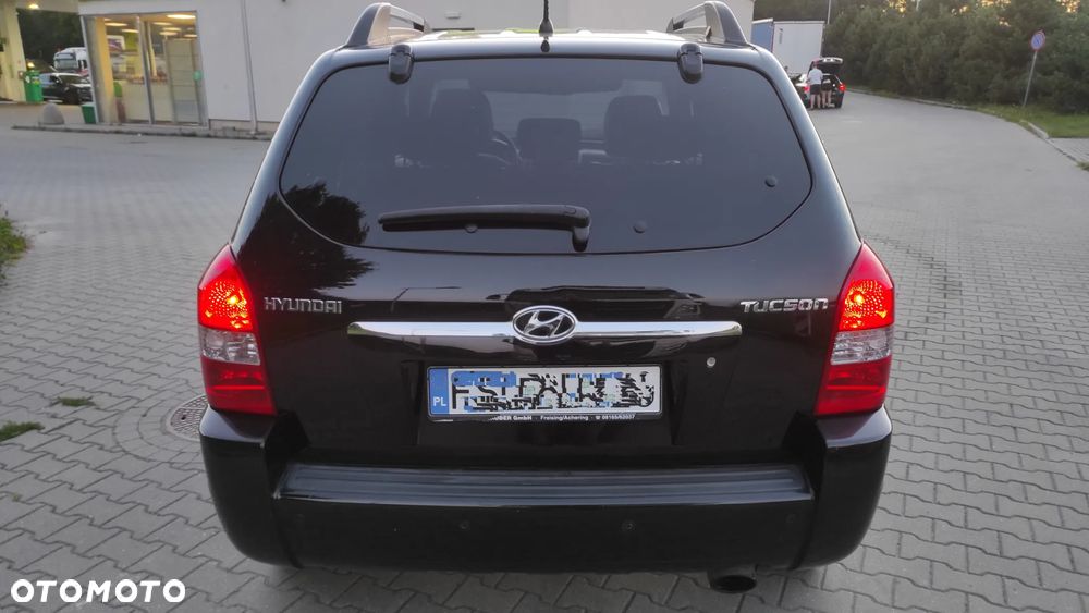 Hyundai Tucson 2.0 Comfort 2WD - 5