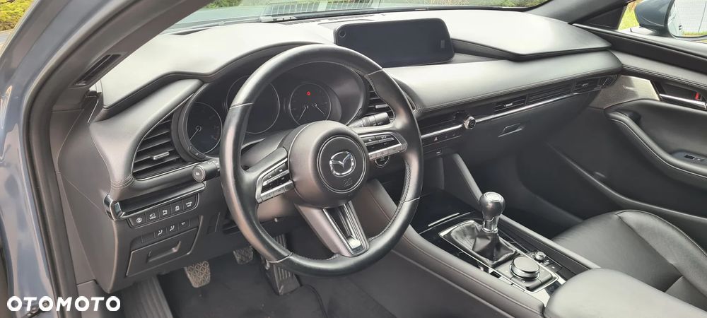 Mazda 3 - 11
