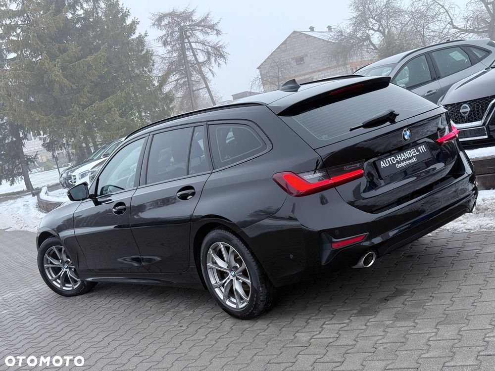 BMW Seria 3 320d Edition M Sport Shadow - 6