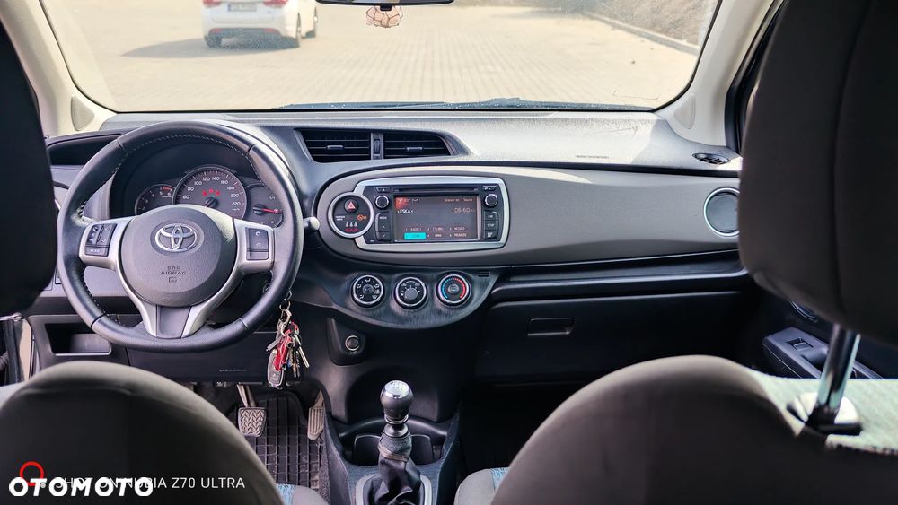 Toyota Yaris 1.4 D-4D Executive - 13