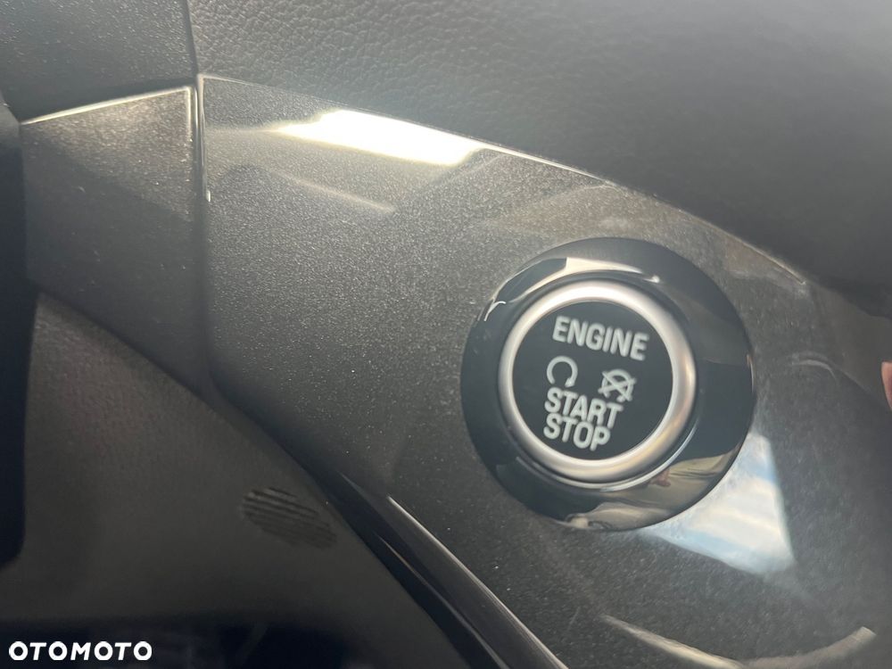 Ford Kuga - 26