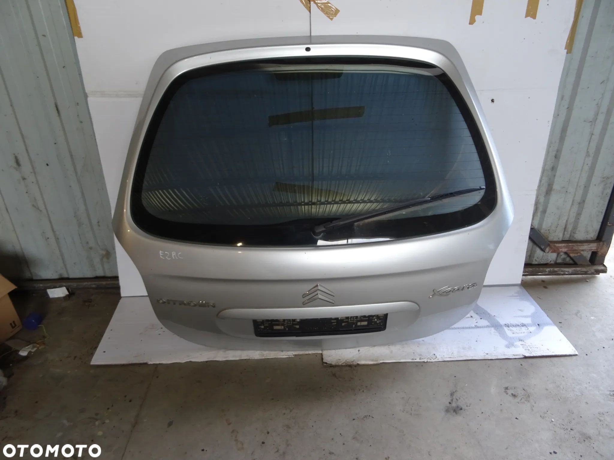 Klapa Bagażnika Citroen Xsara Picasso Lift EZRC (Goła) - 1