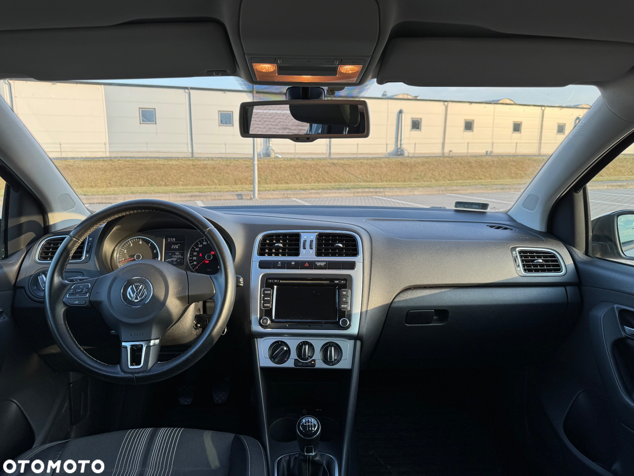 Volkswagen Polo 1.2 TSI MATCH - 4