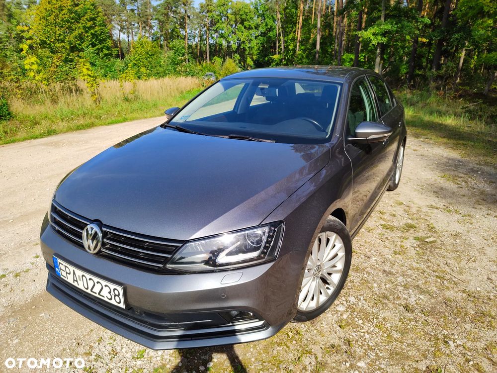 Volkswagen Jetta 2.0 TDI DPF BMT Trendline - 1
