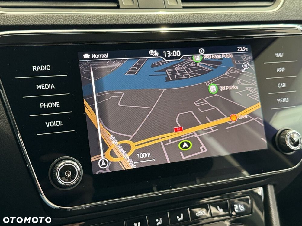 Skoda Superb 2.0 TDI SCR L&K DSG - 34