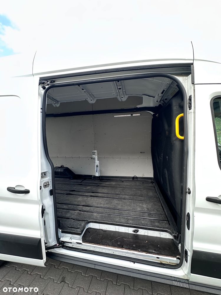 Ford Transit - 9