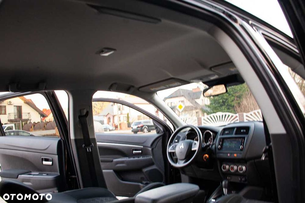 Mitsubishi ASX - 5