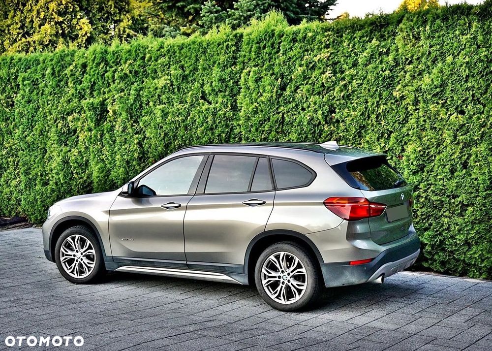 BMW X1 sDrive18d Sport Line - 4