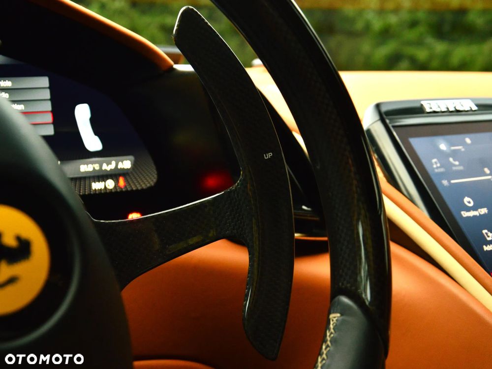 Ferrari Roma - 37
