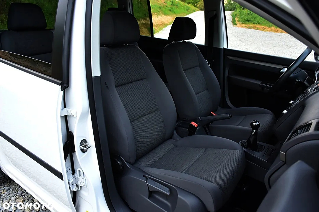 Volkswagen Touran 1.9 TDI Conceptline - 28