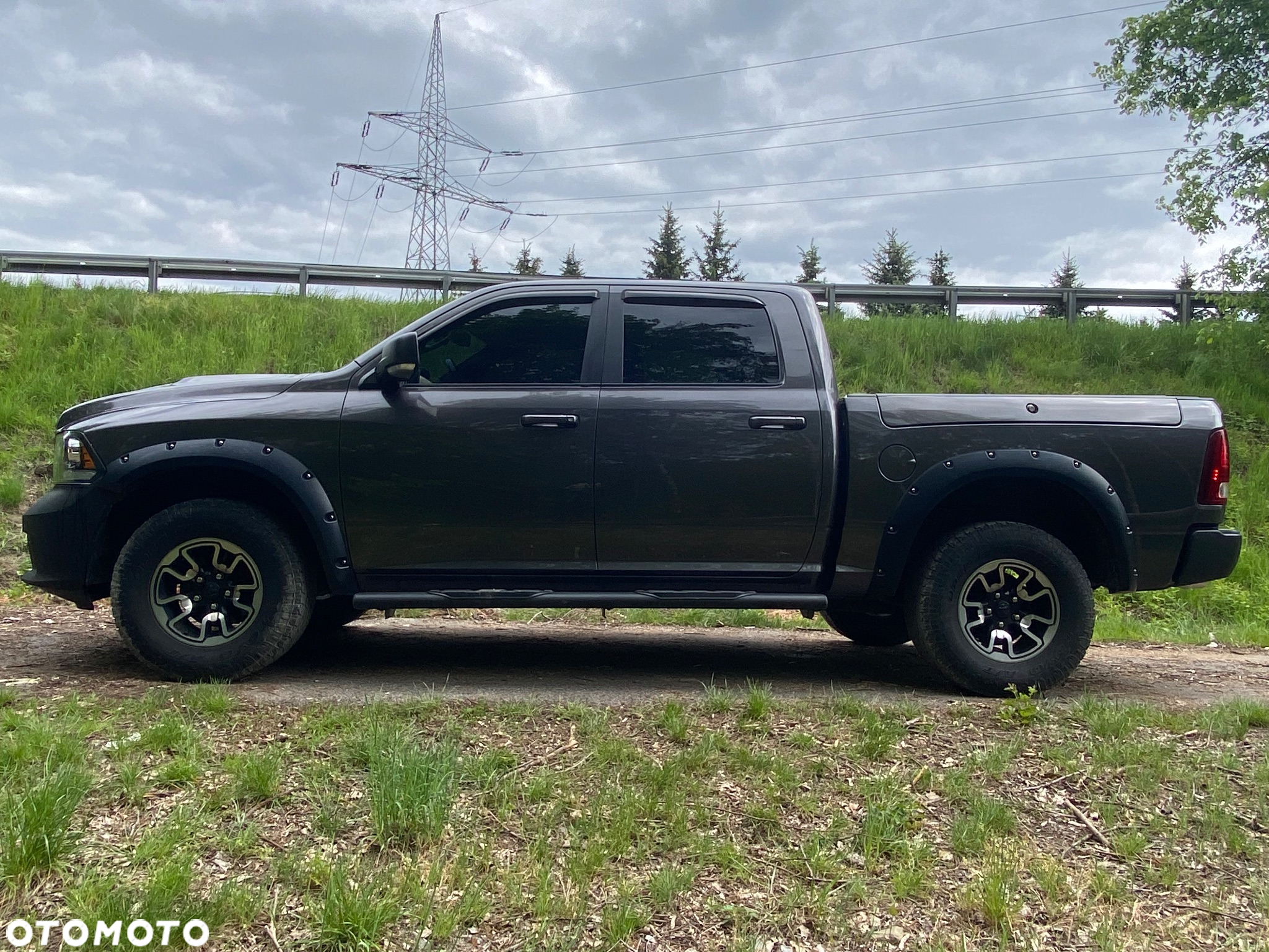 Dodge RAM 1500 4.7 4x4 - 24