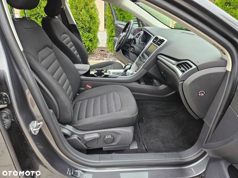Ford Mondeo - 18