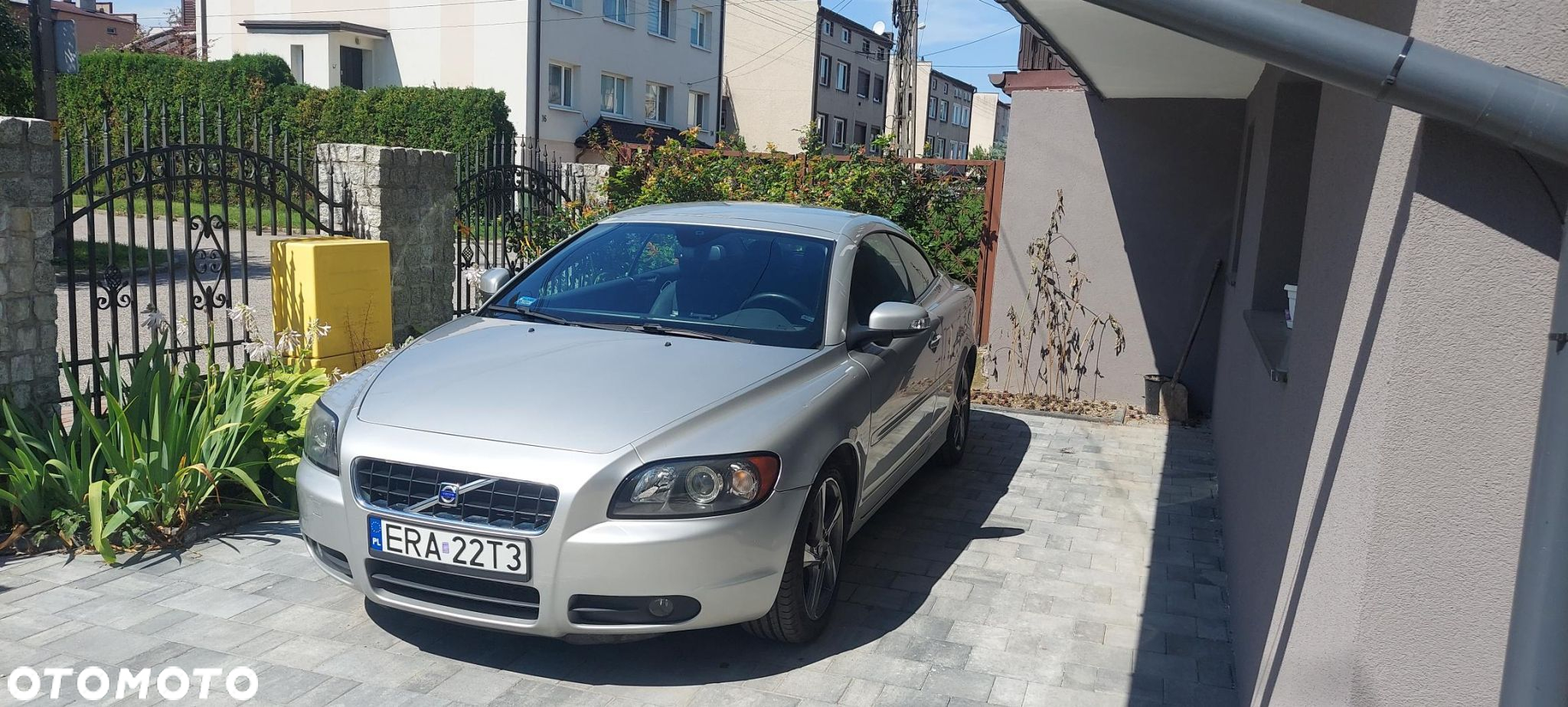 Volvo C70 2.0D Momentum - 4