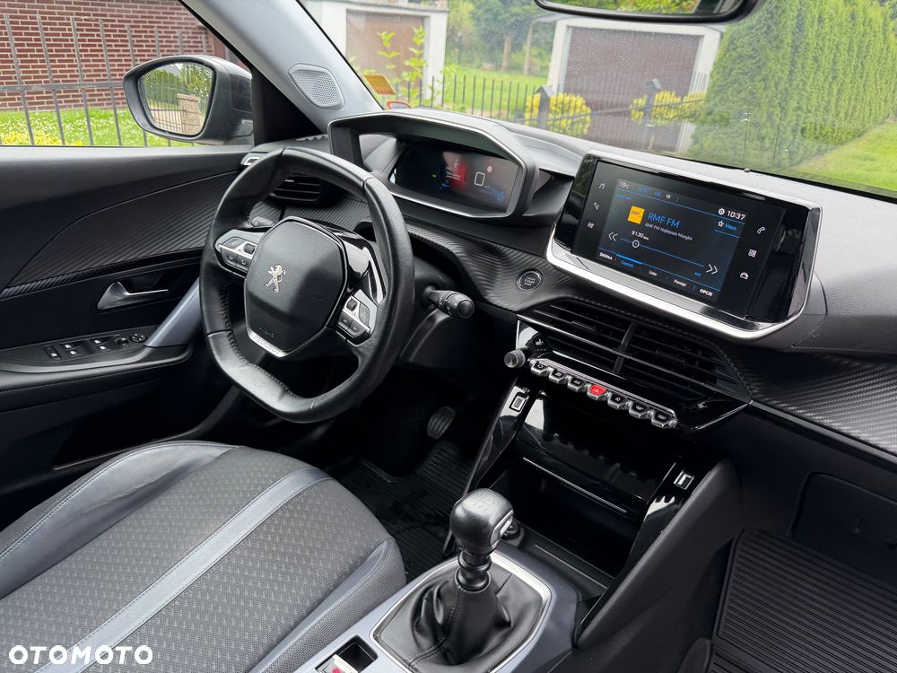 Peugeot 2008 1.5 BlueHDi Allure S&S - 16