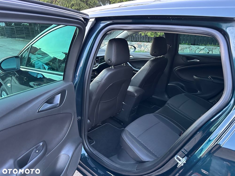Opel Astra 1.6 CDTI Enjoy S&S - 9