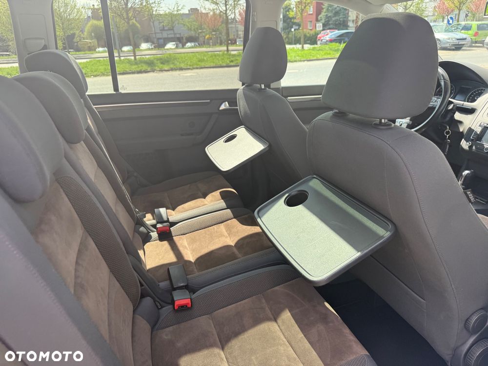 Volkswagen Touran 1.4 TSI DSG Highline - 22