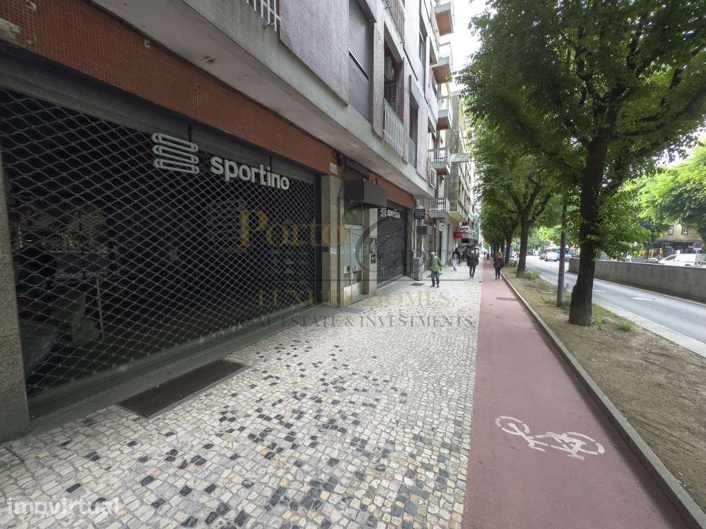 ESPAÇO COMERCIAL PARA ARRENDAR EM BRAGA - Grande imagem: 3/25