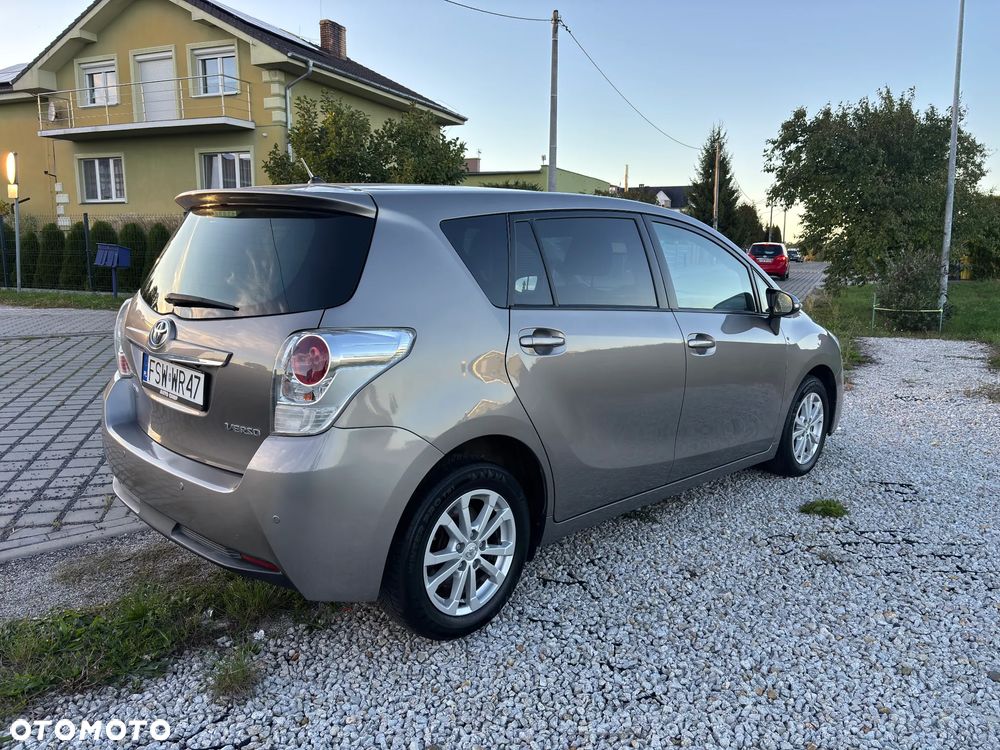 Toyota Verso 1.6 D-4D 5-Sitzer Start/Stop Edition S+ - 16