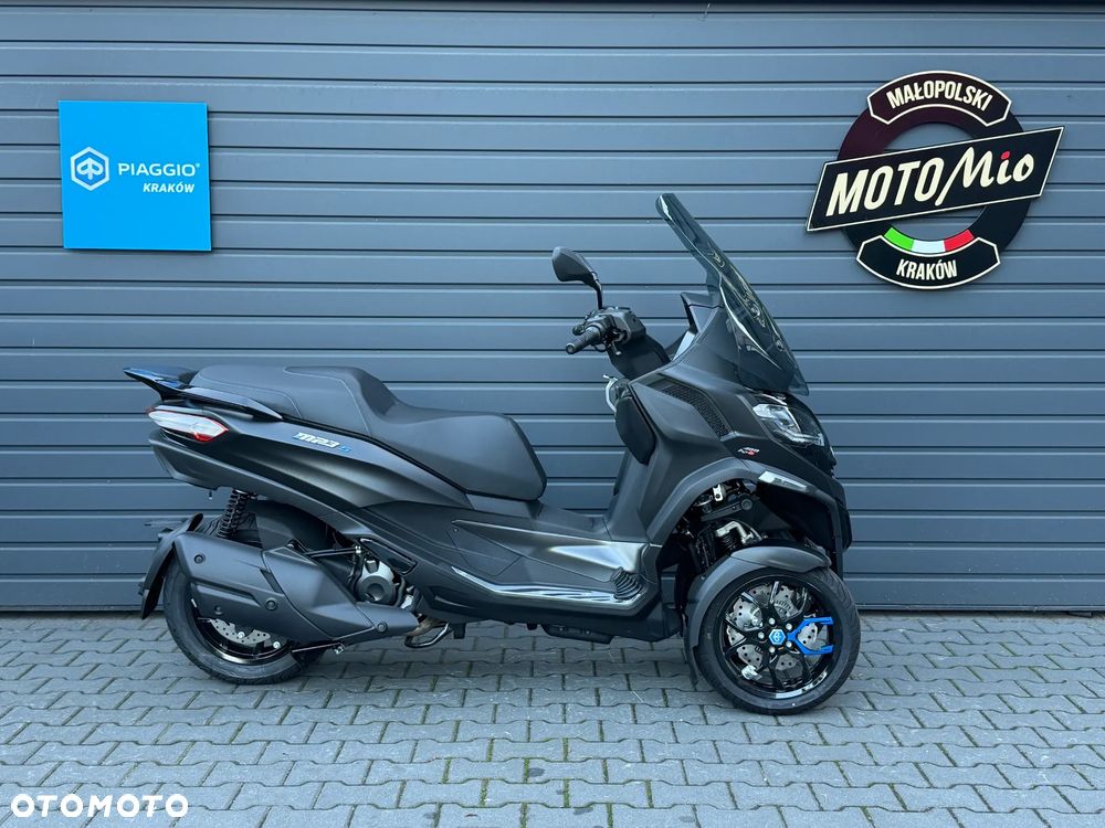 Piaggio MP-3 - 3