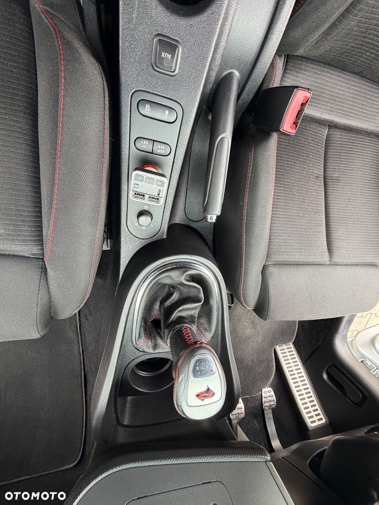 Seat Leon 2.0 T FSI Cupra R - 17