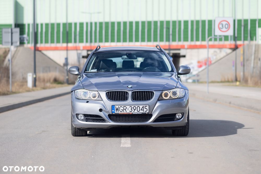 BMW Seria 3 - 2