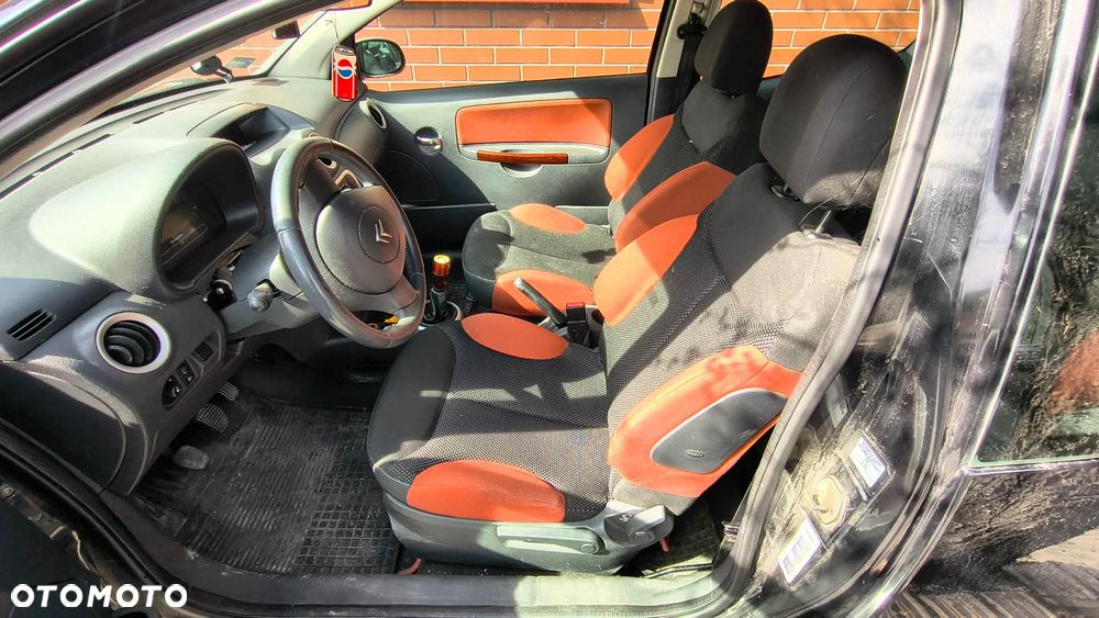 Citroën C2 1.4 VTR - 4