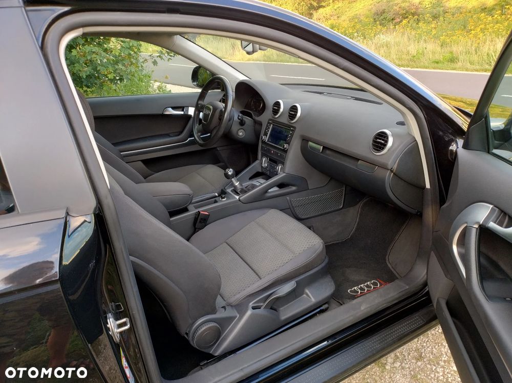 Audi A3 3-drzwiowe 1.4T FSI Attraction - 18