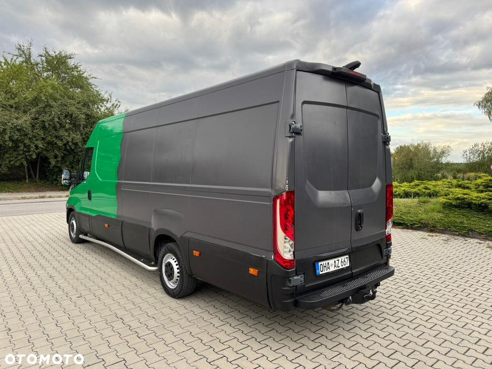 Iveco DAILY 35-160 LIFT MAXI L4H2 Climatronic Elektryka Tempomat Kamera Furgon 3os. Hak Serwis - 3