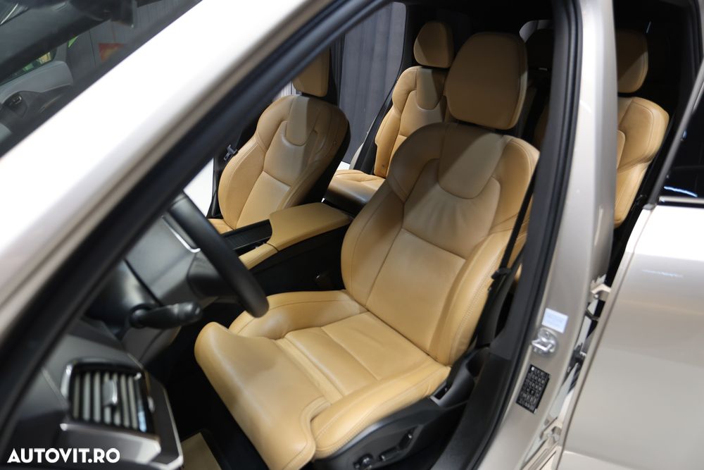 Volvo XC 90 B5 D AWD Ultimate Dark - 40